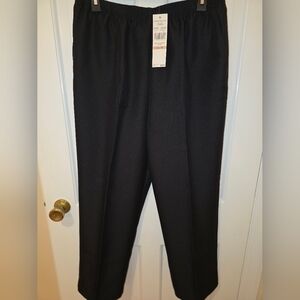 Alfred Dunner Classics Black Pants, 12 Short